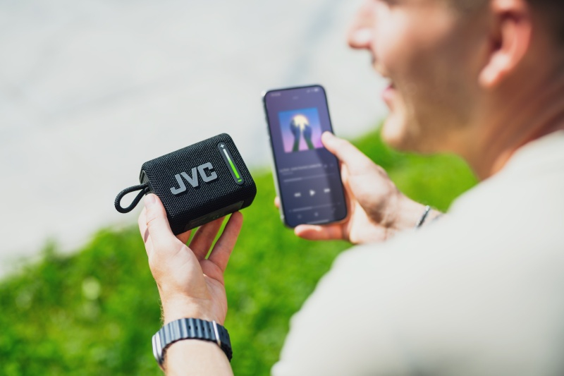 Boxa portabila JVC XS-E114B, radio FM, Bluetooth, IPX6, Litiu-ion 3,7 V / 2000 mAh, negru [8]