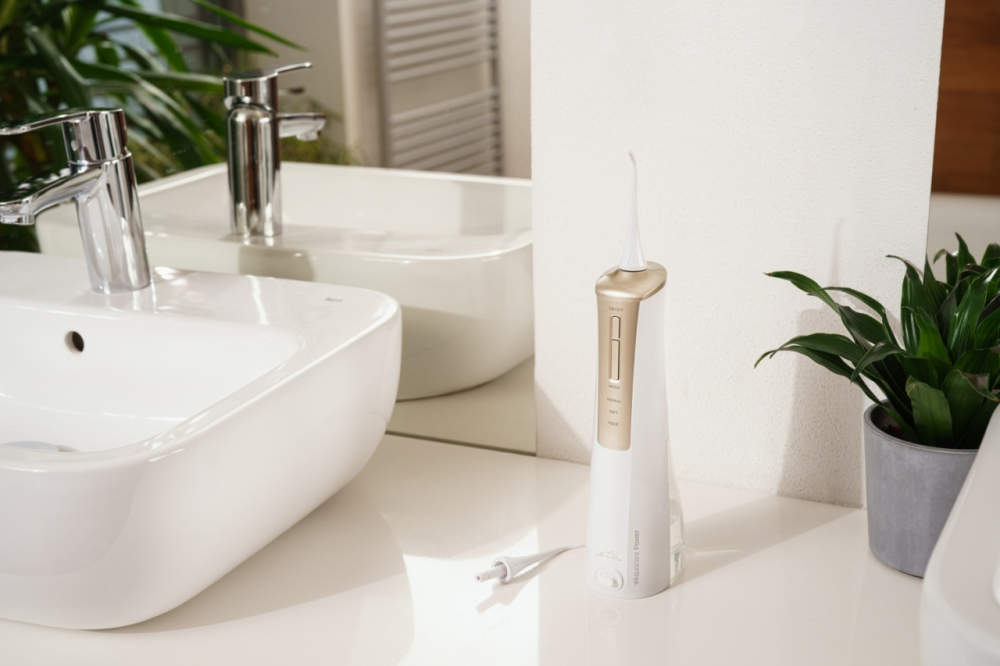 Irigator bucal ETA AquaCare Power 2708 90000, 3 moduri de curatare, rezervor 200 ml, IPX7, alb/auriu [9]