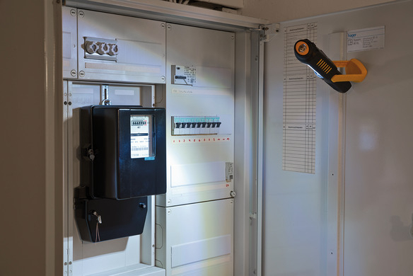 Lanterna de Lucru LED Brennenstuhl 8+1  SMD-LED Multifunctionala, 250 +100 Lumeni [7]