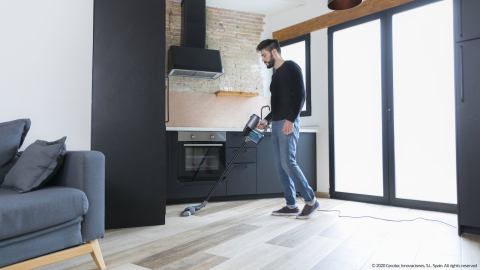 Aspirator ciclonic 2 in 1 Cecotec ThunderBrush 560, Putere 600W, Rezervor 500ml, Tehnologie 180º, cablu 4.5m, Negru [3]