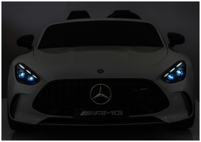 Mașină Electrică pentru Copii Mercedes GT63 AMG 24V 800W LCD Alb [14]