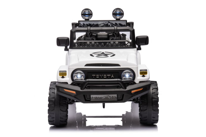 Mașină Electrică pentru Copii Toyota FJ 4x4 12V 180W Alb [12]