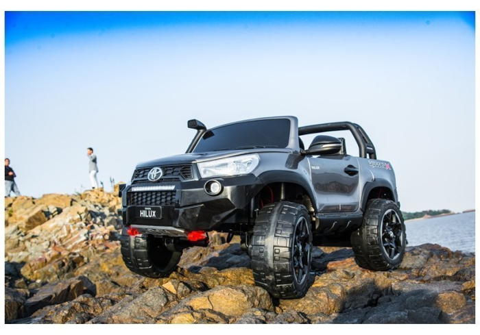 Auto na Akumulator Toyota Hilux Biały [7]