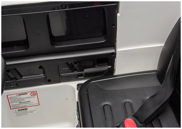 Mașină Electrică pentru Copii Mercedes G 4x4 24V – Alb [11]