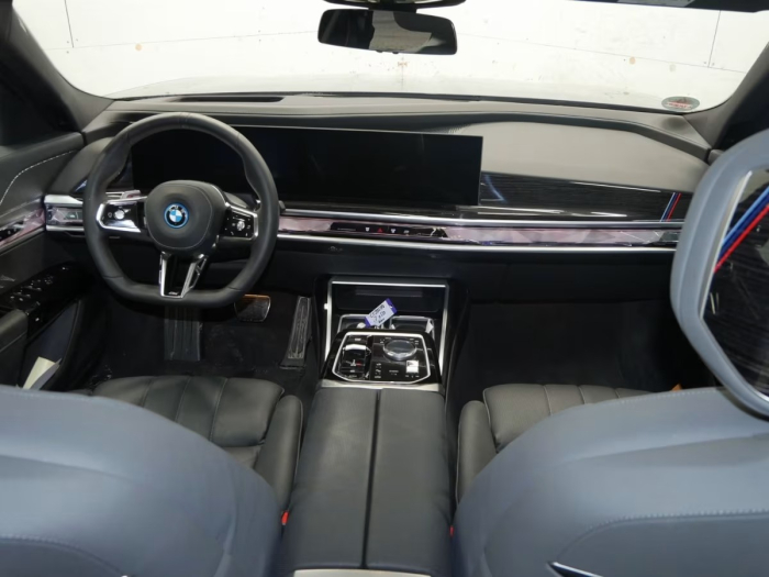 BMW i7 - 1456Euro - M Sport”, Dri. Prof. Asistent, Park. Prof. Asistent, Pano., Keyless., Head Up [4]