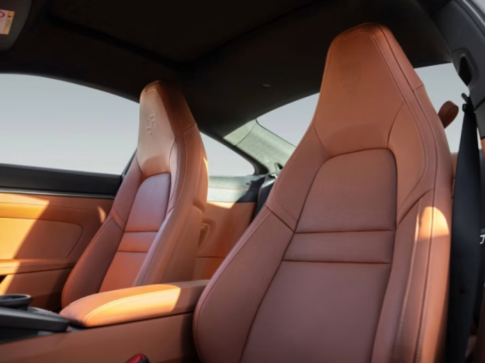 Porsche 911 Carrera Coupé - 3099 euro [5]