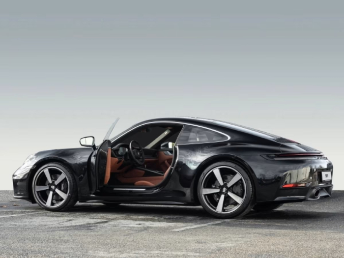 Porsche 911 Carrera Coupé - 3099 euro [7]