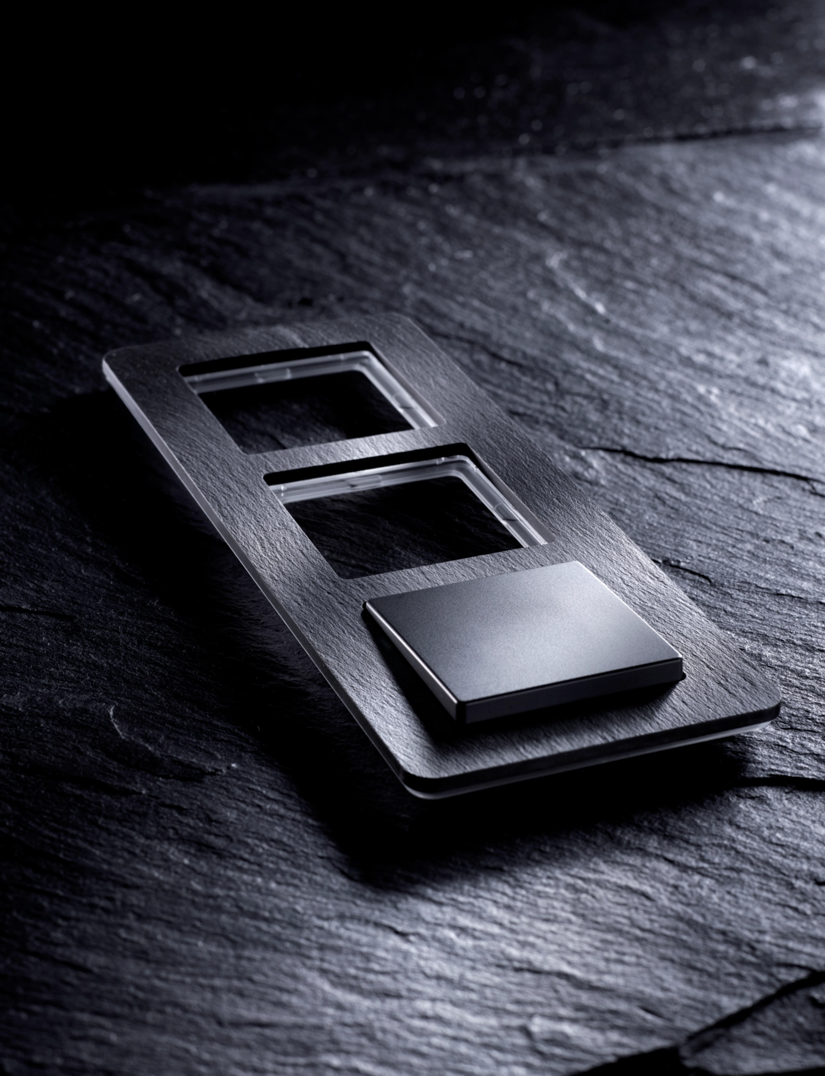 Tasta simpla pentru intrerupator, Q.1/Q.3/Q.7/Q.9, antracit catifelat [2]