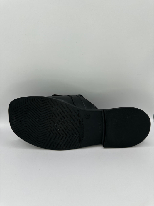 173004-N-b NEGRU 36 NICOLIS W [2]