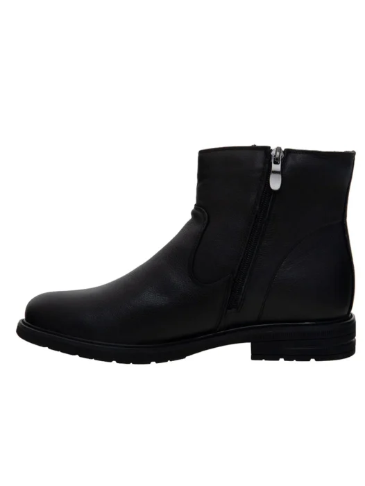 21192 BLACK 39 JOHAN M [2]