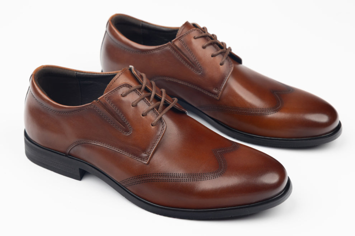 G32576 BROWN 39 JOHAN M [3]