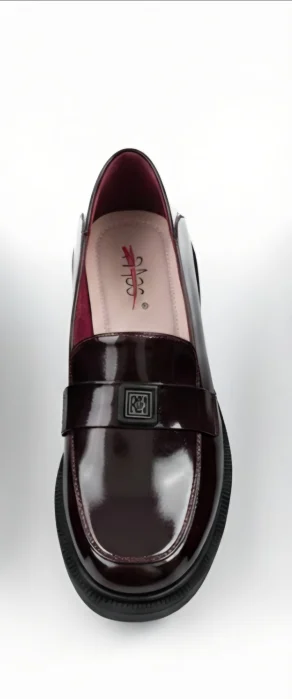 J9J970006B 23-L 36 OTTER WOMAN [3]