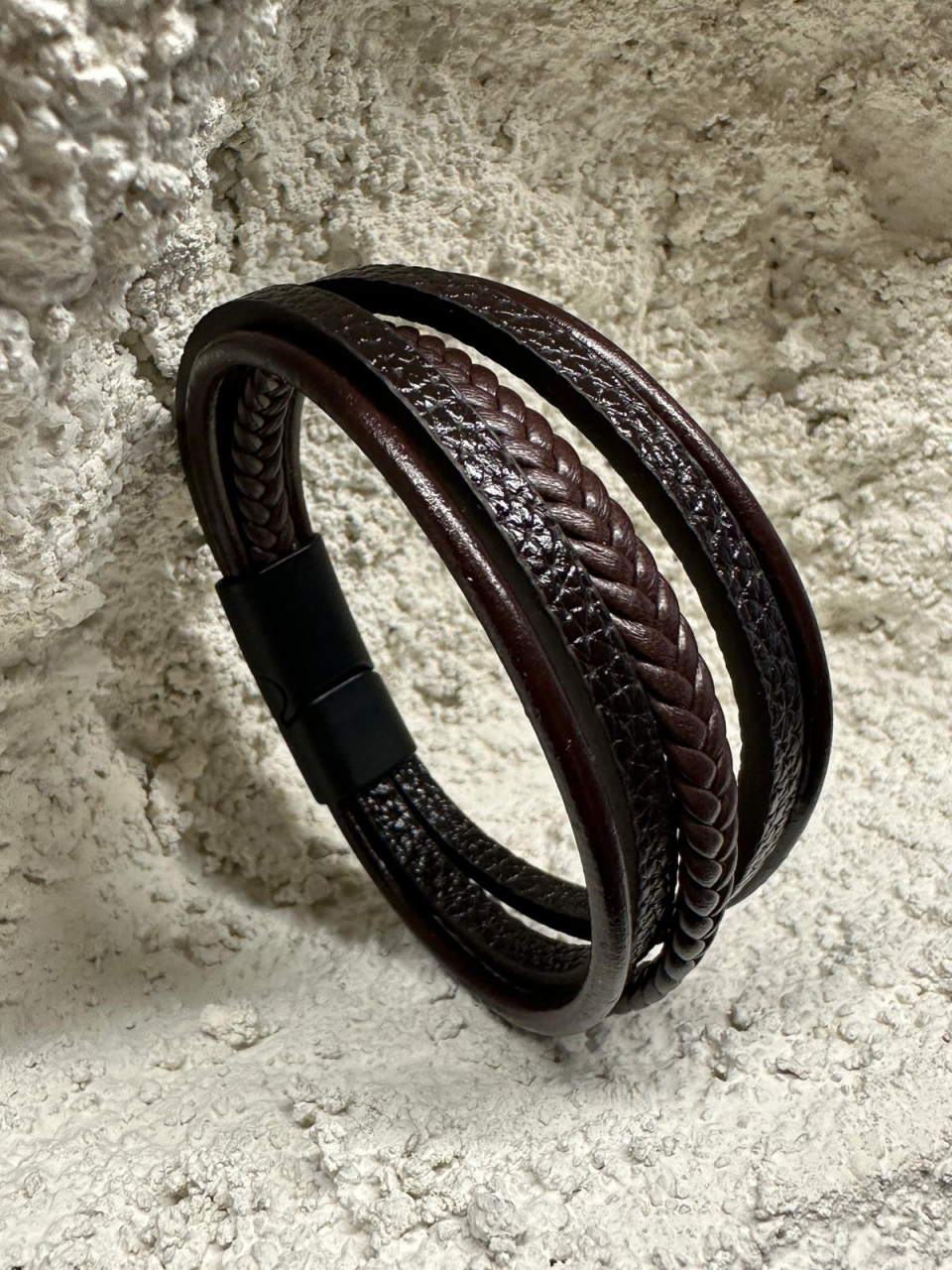 Bratari piele cu inchidere magnet negru [2]