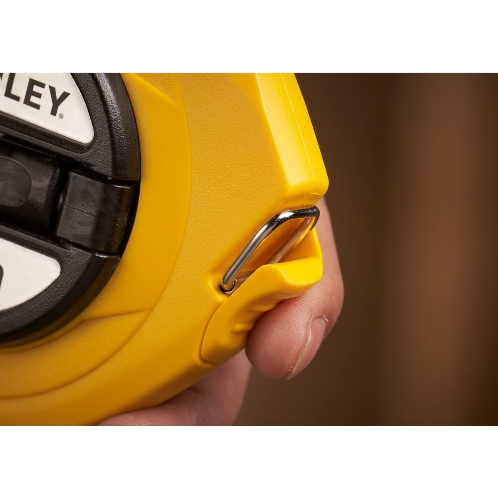 Stanley 0-34-108, ruleta inchisa cu banda de otel 30m, carlig pliabil, lama protejata, manivela pentru mulinare, 30m x 10mm, blister [4]