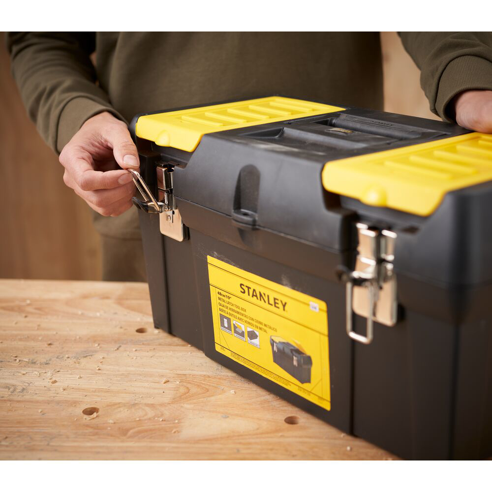 Stanley 1-92-066, cutie de depozitare 19' cu inchizatoare metalica, 2 organizatoare si tava [6]