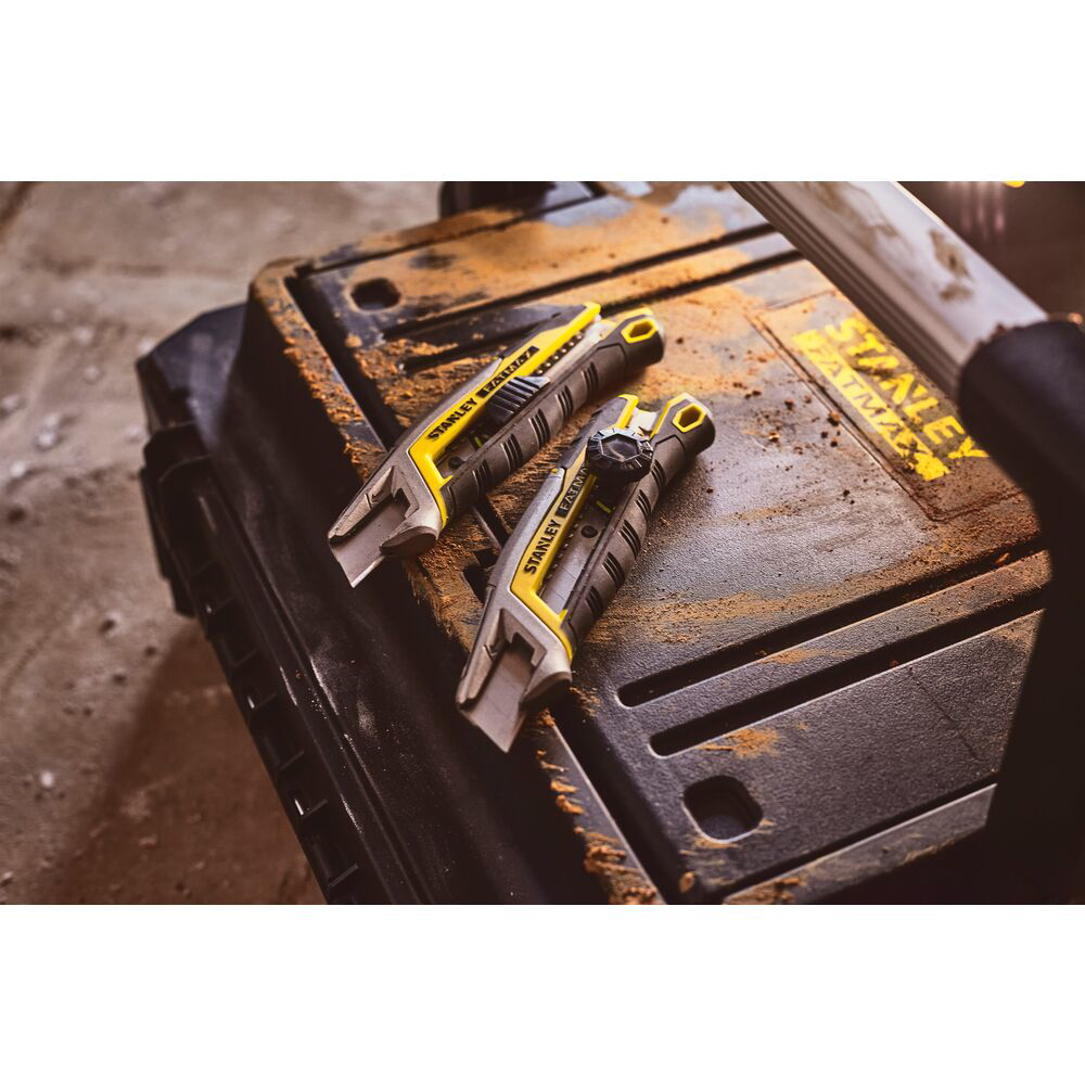 Stanley FMHT10594-0, Cutter Snap-Off FatMax cu blocare prin glisare, 170mm, + o lama segmentata 18mm [2]