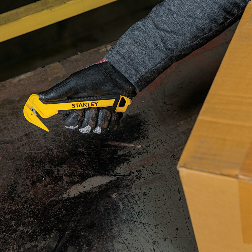 Stanley STHT10356-0, Cutter pentru carton cu maner cauciucat, lama tip carlig [4]