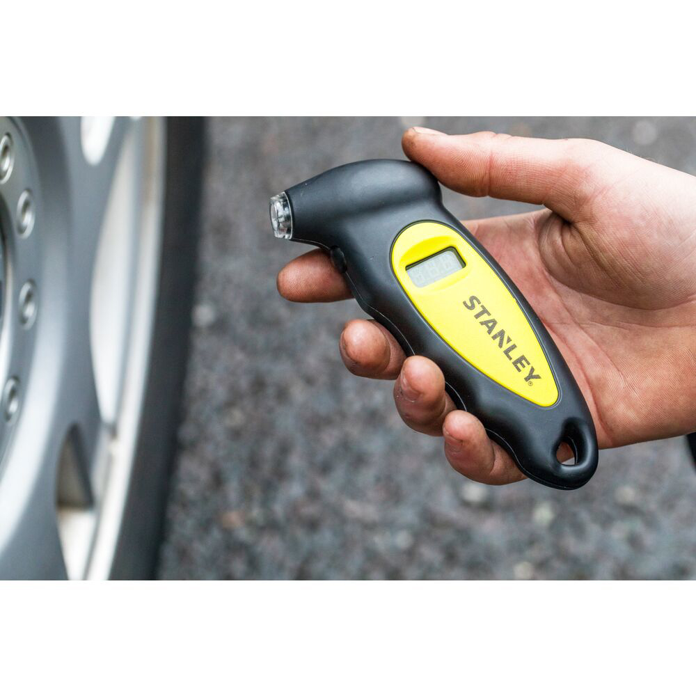Stanley STHT80874-0, manometru digital presiune anvelope, precizie 0.01, maner ergonomic, psi, bar, kgfcm2 sau kpa, 3-150 PSI, 0.2-10.3 Bar [13]