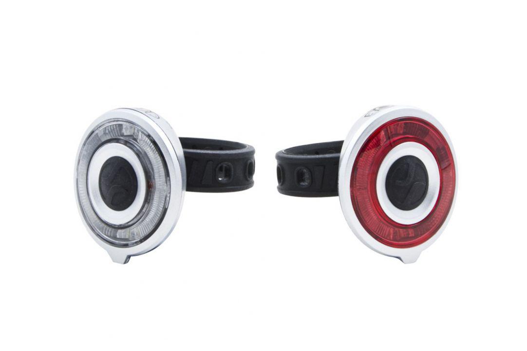Accesorii ciclism - Set lumini far+stop, 2 LED-uri rosii, 2 LED-uri uri albe, Baterii: 2 x 2 CR2032 3V, Greutate: 2x35gr, Autonomie:70/95 h