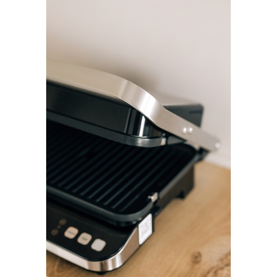 AENO ''Electric Grill EG1: 2000W, 3 heating modes - Upper Grill, Lower Grill, Both Grills Defrost, Max opening angle -180°, Temperature regulation, Timer, Removable double-sided plates, Plate size 320 [11]