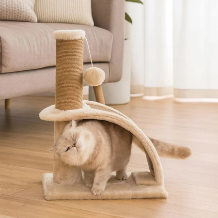 Pet Shop - Suport Ascutit Unghii Pisici cu Arcada si Minge Bej