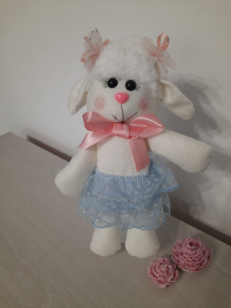 Oita cu fustita decoratiune [1]