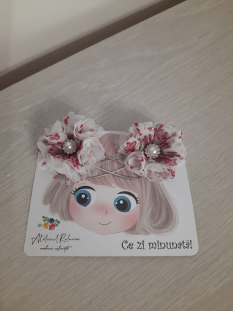 Accesorii par fete - Set de clame cu flori textile