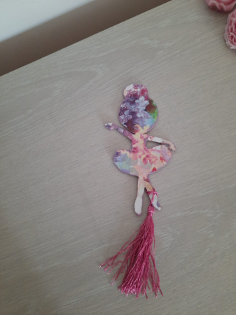 Semn de carte balerina cu ciucure violet [1]