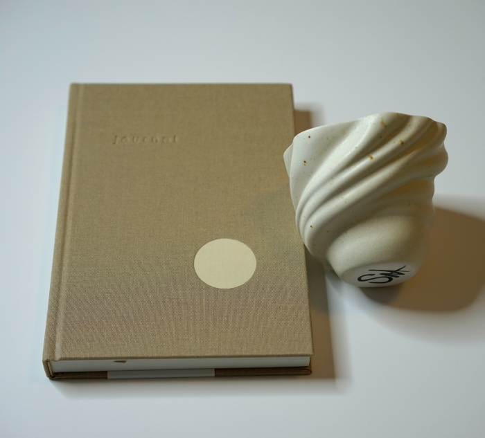 Set bej jurnal  & ceasca Shell Swan [3]