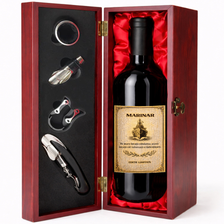 Cutie cadou cu vin personalizat pentru marinar [1]