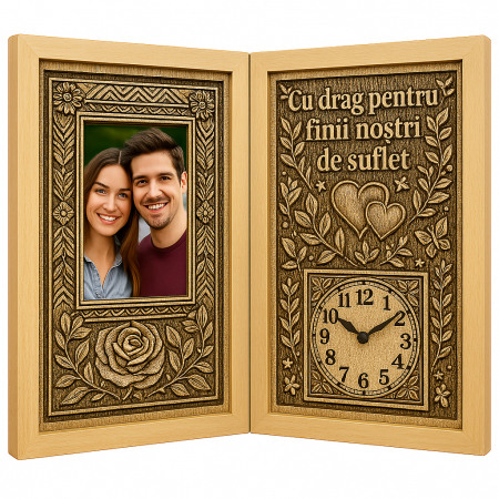Carti Pe Lemn cu Ceas - Cadou Personalizat pentru Fini