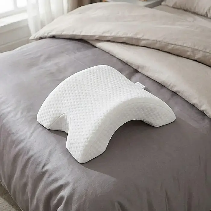 Pernă Ergonomică cu Memorie – Spumă Poliuretanică Memory Foam, Alb, 48x29x9 cm: Suport Cervical Perfect, Proprietăți Hipoalergenice și Odihnă Regeneratoare pentru un Somn de Calitate [2]