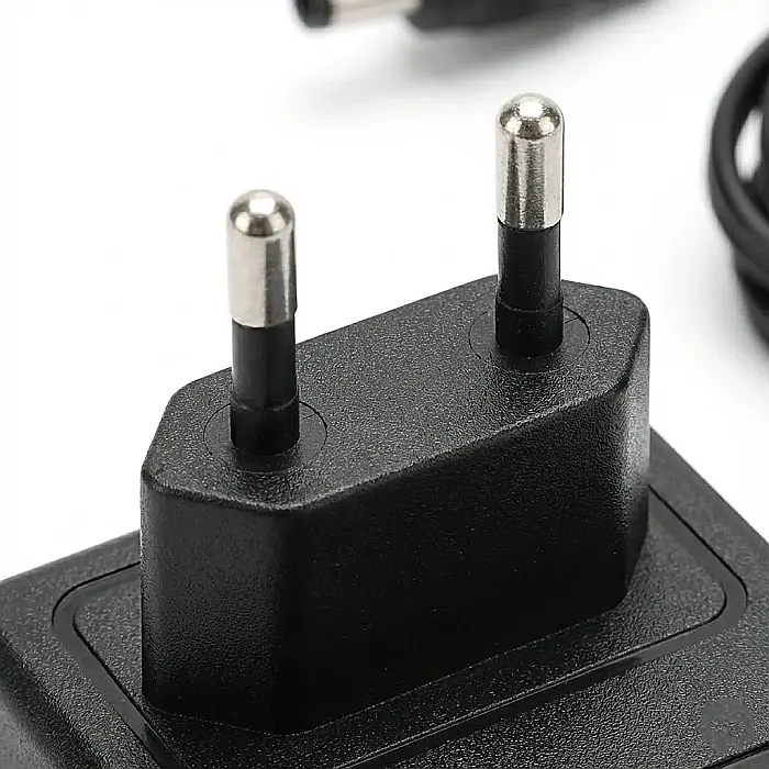 Încărcător Universal pentru Acumulatori - Adaptor 24V 2A, Protecție Multi-Nivel, Eficiență Ridicată și Design Compact: Sursa ta de Energie Sigură pentru Industrie, Hobby și Electronice [2]