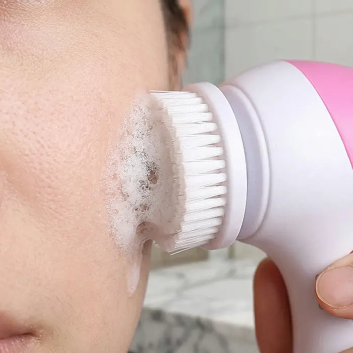 Perie Multifuncțională Electrică pentru Curățare Ten – 5 Capete Interschimbabile, Sistem de Exfoliere, Masaj Facial și Tonifiere, Design Ergonomic [2]
