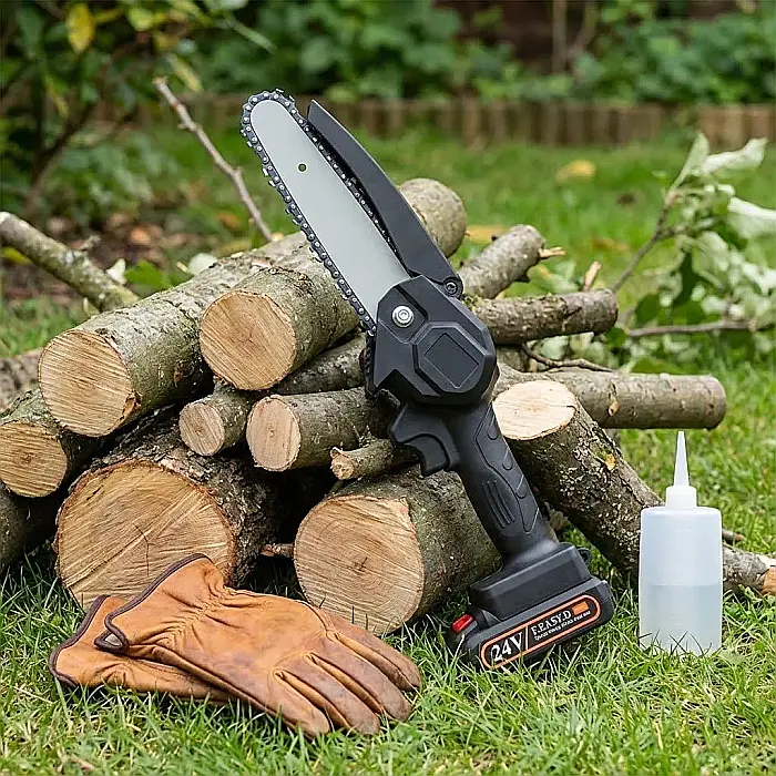 Mini Ferăstrău Electric Portabil 24V cu Lanț Diamond – Tăiere Rapidă Crengi și Lemne de Foc, Ultra-Ușor 950g, Baterie Li-Ion inclusă și Design Ergonomic: Eficiență, Putere și Libertate în Grădinărit [2]