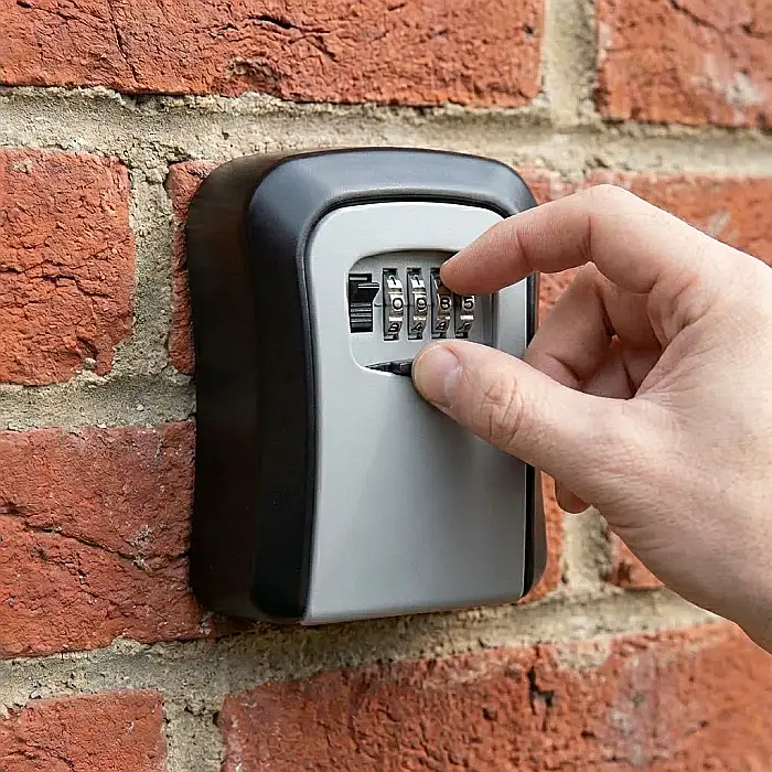 Seif pentru Chei cu Cifru Numeric – Cutie Metalică din Oțel Solid, Cod 4 Cifre Personalizabil, Rezistent la Intemperii, Montaj pe Perete și Design Compact 12x9x4 cm: Securitate Maximă și Acces Rapid p [3]