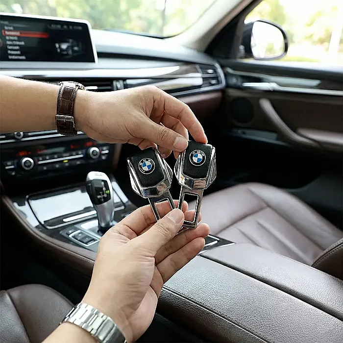 Set 2 Adaptoare Centură Siguranță Auto M1089 – Cataramă Falsă Compatibil BMW, Eliminator Avertizare Sonoră, Design Chrome, Metal & Plastic Rezistent [4]
