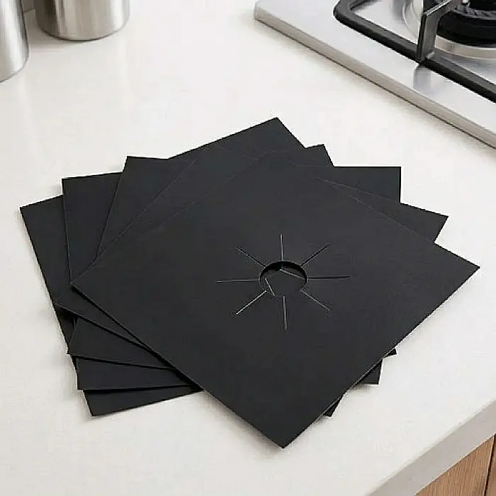 Set 4 Folii Protecție Aragaz din Teflon – 27x27 cm, Lavabile și Reutilizabile, Rezistente la Temperaturi Înalte, Design Universal Ajustabil, Negru [3]