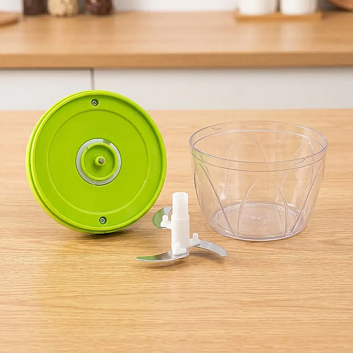 Dispozitiv Manual pentru Mărunțit Fructe și Legume – 3 Lame din Inox, Bază Antiderapantă, Sistem cu Șnur și Mâner Ergonomic, 12 x 9 cm, Capac Verde/Transparent [3]