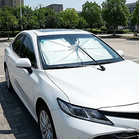 Auto - Parasolar Tip Umbrelă pentru Mașină – Protecție UV 99% și Izolație Termică, Pliabil, Compatibil Universal (140 x 80 cm) și Montare Rapidă: Răcoare Imediată și Protecție de Elită pentru Interiorul Auto