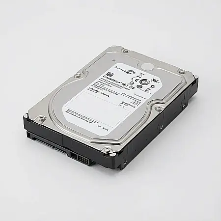 Gadgeturi - Hard Disk 500 GB Dedicat pentru Supraveghere 24/7 – Compatibil DVR / NVR, Suportă 4-5 Camere, Interfață SATA și Fiabilitate Industrială: Stocare Video Sigură și Continuă