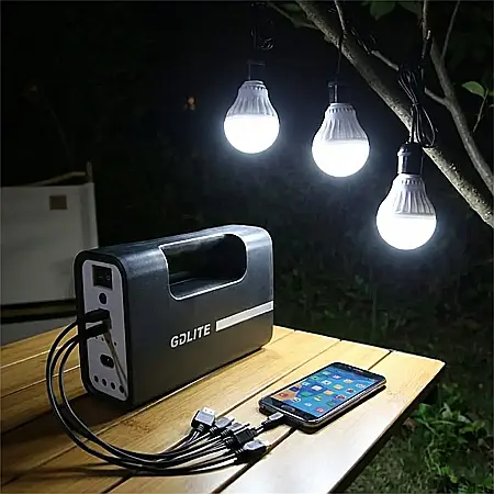 Kit Solar cu Lampă U și 3 Becuri LED GDLite 1 – Acumulator 6V 4Ah, Panou Solar 3.5W și Port USB: Independență Energetică pentru Camping, Cabane și Urgențe [1]