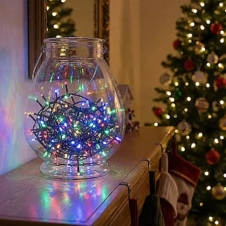 Iluminat - Pachet 2x Instalație de Crăciun Liniară Model 6027 – Total 200 m, 2000 LED-uri Alb Cald, Funcție Flash, Cablu Alb și Protecție la Apă: Magia Sărbătorilor la Scară Monumentală