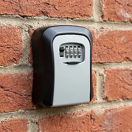 Seif pentru Chei cu Cifru Numeric – Cutie Metalică din Oțel Solid, Cod 4 Cifre Personalizabil, Rezistent la Intemperii, Montaj pe Perete și Design Compact 12x9x4 cm: Securitate Maximă și Acces Rapid p [1]