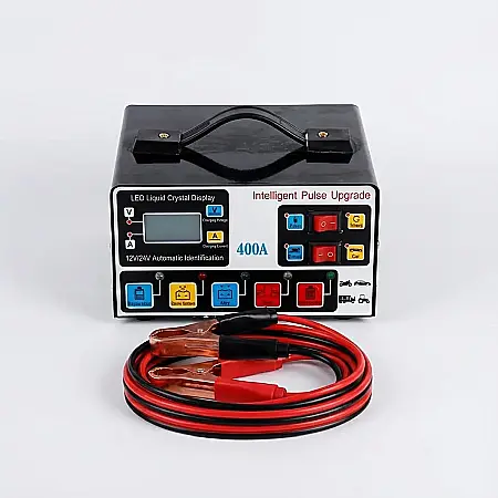 Încărcător Baterie Auto 12V/24V Factory cu Cleme Tip Crocodil – Redresor Inteligent pentru Autoturisme, Camioane și Motociclete: Putere, Siguranță și Mentenanță Proactivă [1]