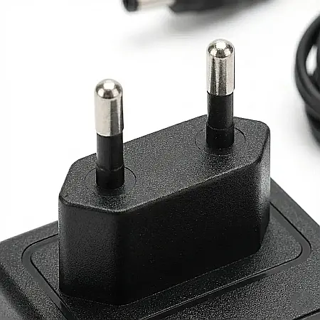 Încărcător Universal pentru Acumulatori - Adaptor 24V 2A, Protecție Multi-Nivel, Eficiență Ridicată și Design Compact: Sursa ta de Energie Sigură pentru Industrie, Hobby și Electronice [1]