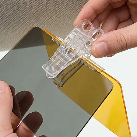 Parasolar Auto HD Visor 2 în 1 – Protecție Zi și Noapte, Tehnologie Anti-Orbire, Vizibilitate Clară și Siguranță la Volan [3]