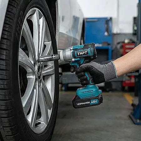 Mașină de Înșurubat cu Impact 48V – Cuplu 550 Nm, 2 Acumulatori Li-Ion 5Ah, 40 Accesorii, Mandrină 1/4” Hex, 0–5000 rpm, Valiză [1]