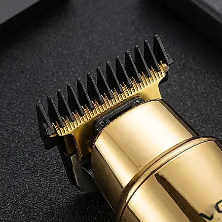 Aparat de Tuns Profesional VGR-947 Gold Edition – Autonomie Record 500 Min, Baterie 2000 mAh, 4 Piepteni de Ghidaj și Design Luxos: Stil, Precizie și Performanță la Tine Acasă [3]