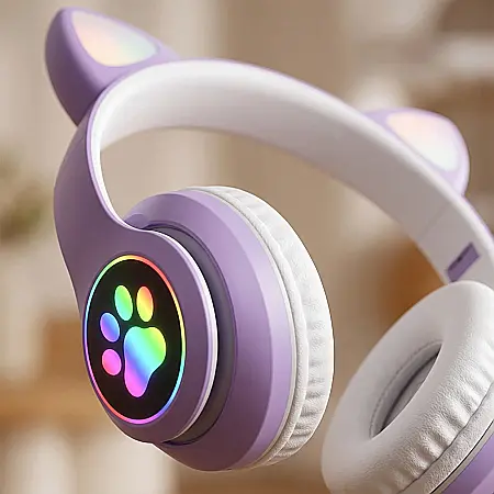 Căști Bluetooth Pliabile cu Design Pisică RGB – Versiune V5.0, Microfon Integrat, Slot Card SD, Jack 3.5 mm, Baterie 400 mAh, Autonomie 8h, Compatibile Telefon, Laptop și Tabletă, Culoare Curcubeu [1]